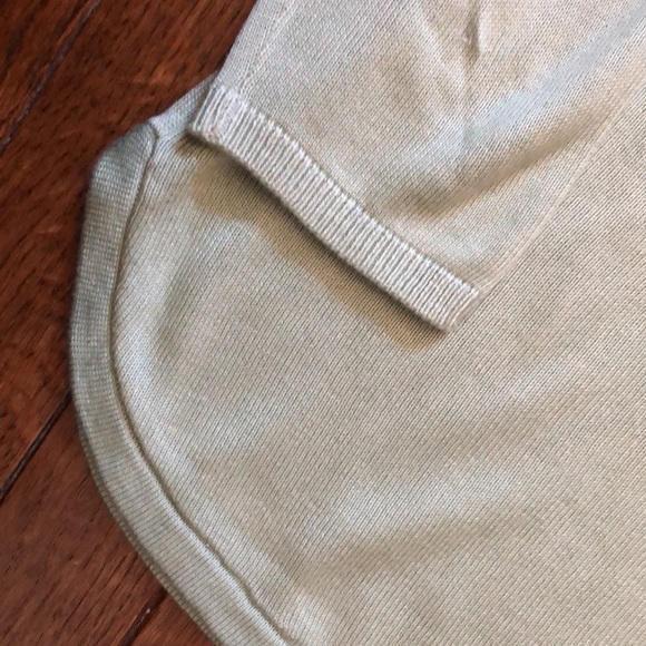 EUC Van Heusen sweater - Picture 3 of 4